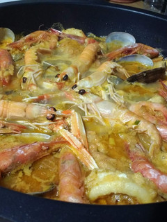 Una foto de Zarzuela de marisco con algo de pescado