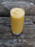 Smoothie de mango, kiwi y banana