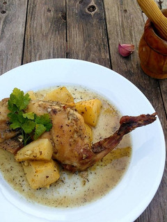 Una foto de Conejo al horno