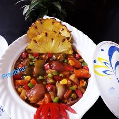 A picture of Sour and Sweet vegetables.