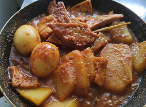 Foto resep Semur komplit(tahu,tempe,kentang,telor)
