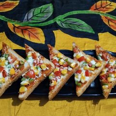 A picture of Vegetable Bread Toast.