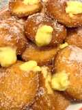 Bomboloni con crema Pasticcera