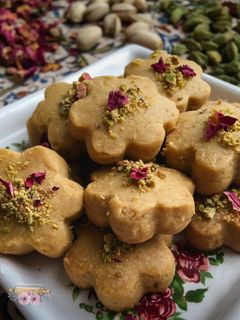 عکسی از دستور شیرینی نخودچی