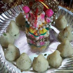 A picture of Instant mawa modak.