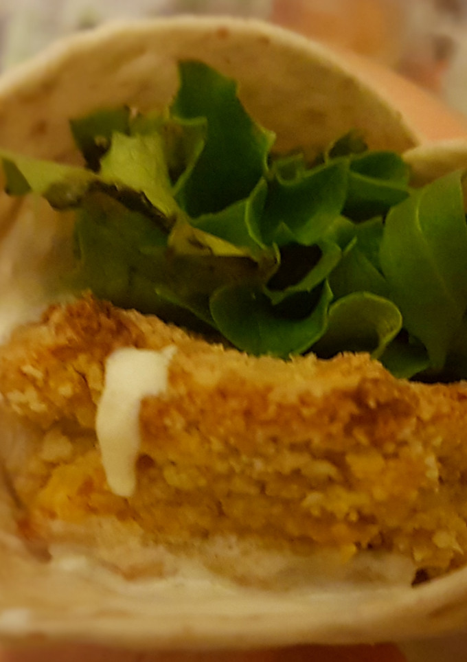 Una foto de Falafel de calabaza relleno de queso