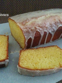 Una foto de Bizcocho de naranja con glaseado de naranja