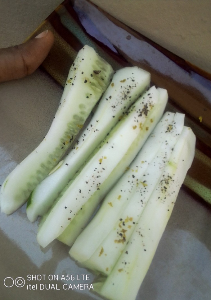 A picture of Cucumber Chips.