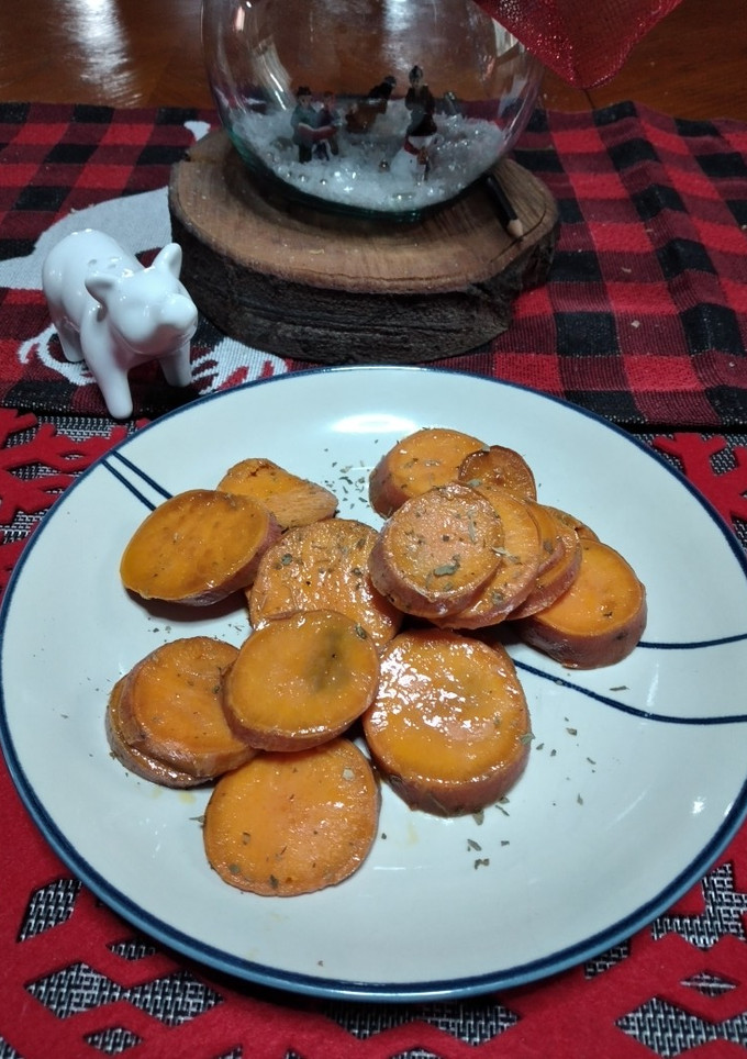 Una foto de Camote salteado batata