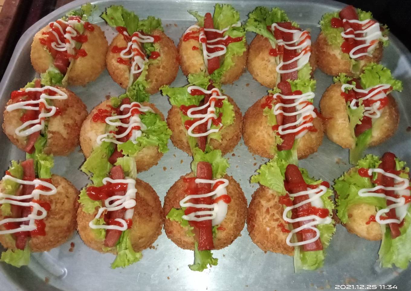 DonSis (Donat Sosis)