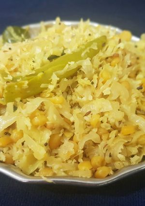 A picture of Cabbage Chana dal Poriyal.