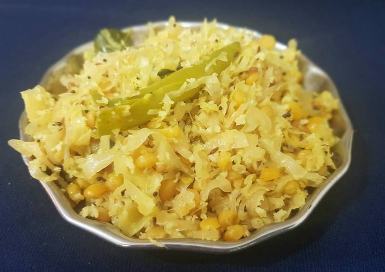 Recipe of Homemade Cabbage Chana dal Poriyal