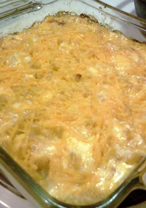 A picture of mac n cheese.
