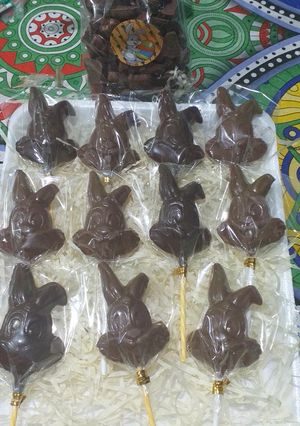 Una foto de Chocolatitos de semana santa 🐇🐰🐰🐰🐰🐇