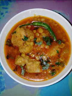 A picture of Chicken with dal chana.