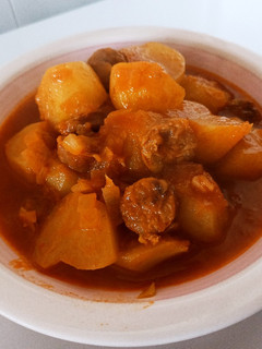 Una foto de Patatas a la riojana
