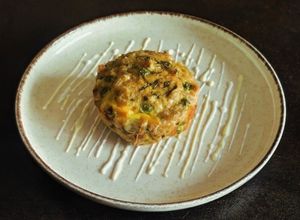 Foto di Muffin di piselli e orzo con pecorino e quartirolo