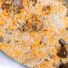 A picture of Memoni Mutton Pulao.