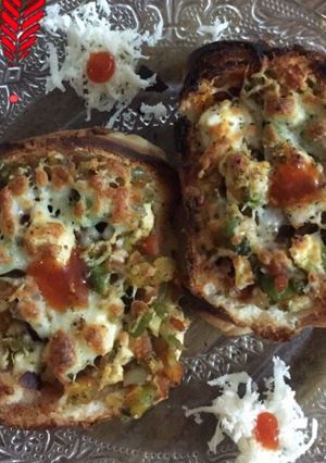 A picture of Open pizza burgers.