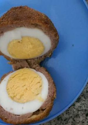 A picture of Scotch/ scorch eggs.