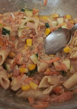 Una foto de Ensalada de pasta con atún