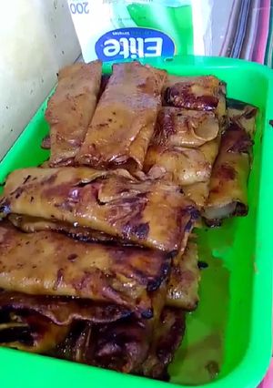 Una foto de Panqueques acaramelados con frutas