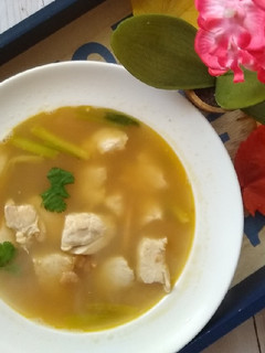 【一鍋到底】簡易台式🇹🇼 菜脯鷄湯 的食譜成品照片