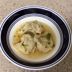 A picture of Vegetarian Wonton Soup🥟🍲.