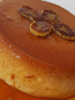 Una foto de Flan de banana (Quesillo de cambur)