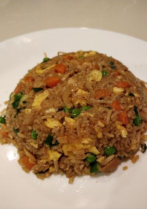 A picture of Chicken Fried Rice.