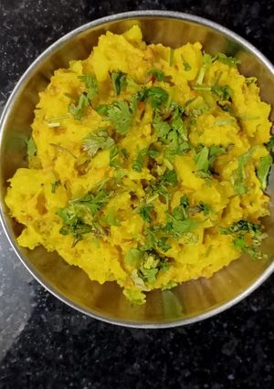 દૂધીની ફરાળી ખીચડી (Dudhi Farali Khichdi Recipe In Gujarati) રેસીપી મુખ્ય ફોટો