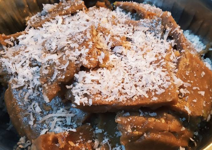 Water chestnut flour halwa
