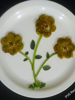 लेफ्ट ओव्हर पोहा कटलेट (leftover poha cutlets recipe in marathi) रेसिपी चे मुख्य फोटो 