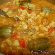 Caldero de patatas con alcachofas, coliflor y migas de bacalao