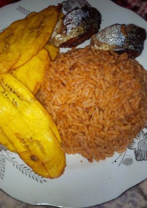 A picture of Jollof RICE using leftover stew.