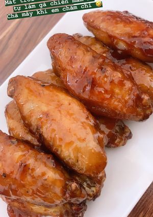Hình của món Cánh gà khúc giữa chiên mắm.