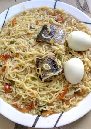 A picture of Indomie noodles.