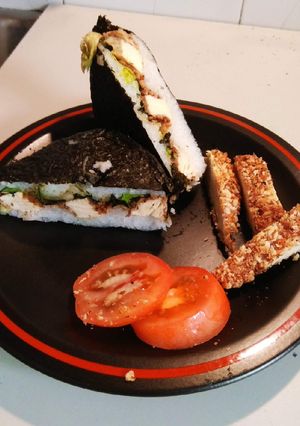 Una foto de Onigiriazu