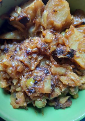 বাঁধাকপি ঘন্ট(bandhakopi ghonto recipe in Bengali) রেসিপির প্রধান ছবি