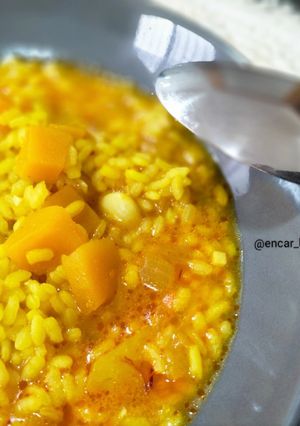 Una foto de Olla con calabaza