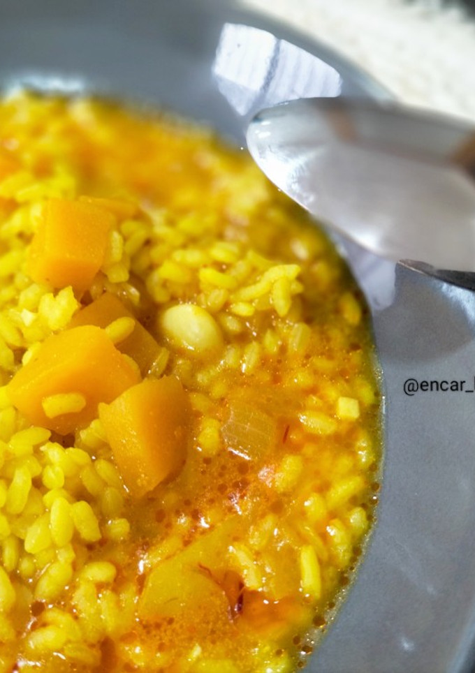 Una foto de Olla con calabaza
