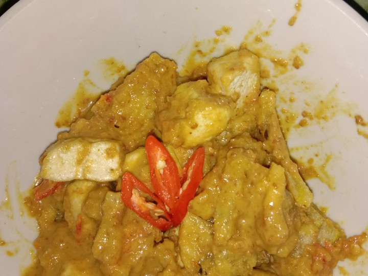 Bagaimana Membuat Batagor Aci Saos kacang yang Enak