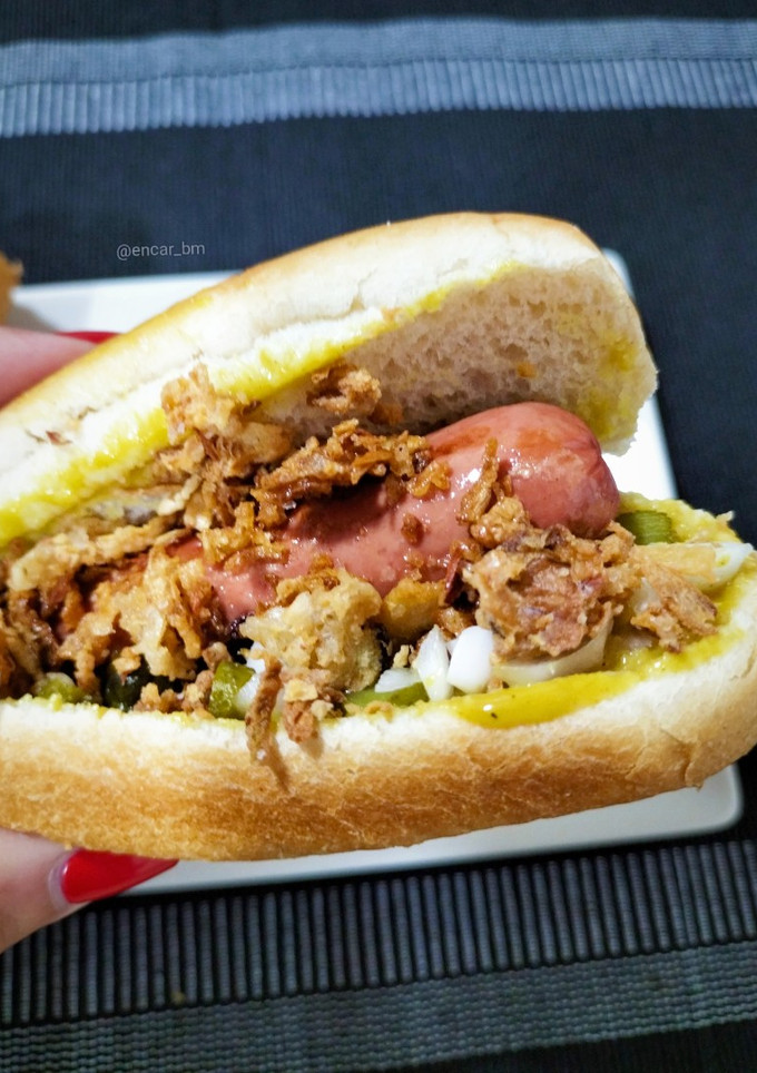 Una foto de Perrito caliente gourmet