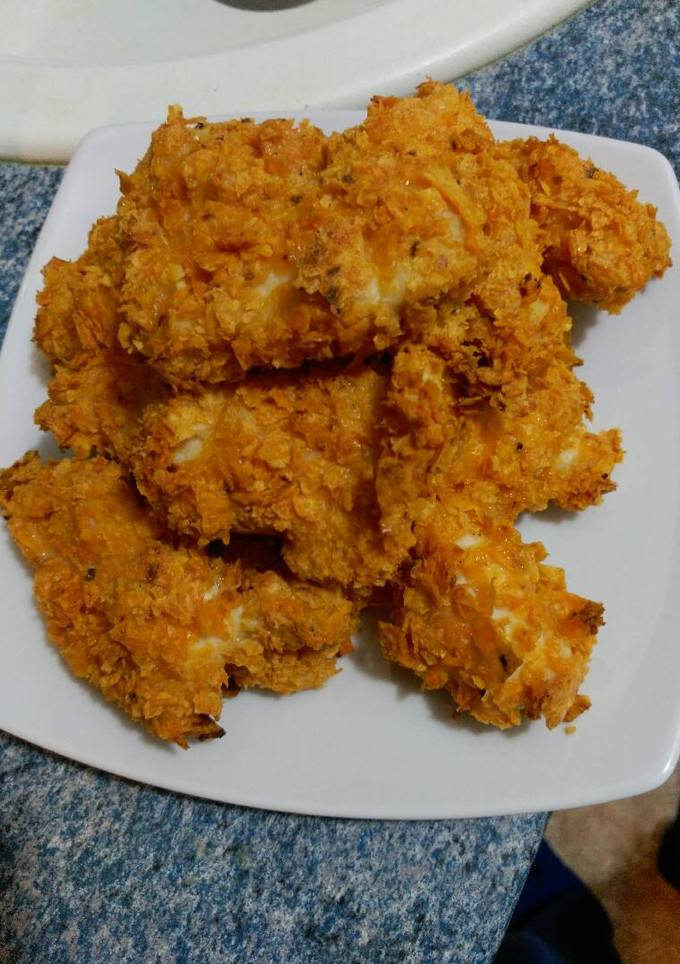Una foto de Pollo crujiente con doritos