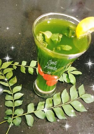 A picture of Wheatgrass juice.