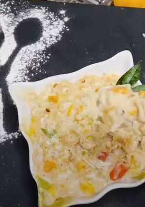 A picture of Creamy & Cheesy Oodles.