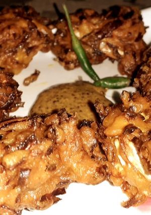 বাঁধাকপি নিরামিষ পকোড়া (bandhakopi niramish pakoda recipe in Bengali) রেসিপির প্রধান ছবি