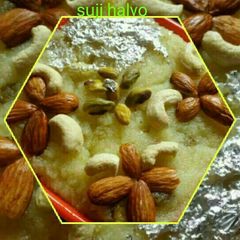 A picture of Suji halwa.
