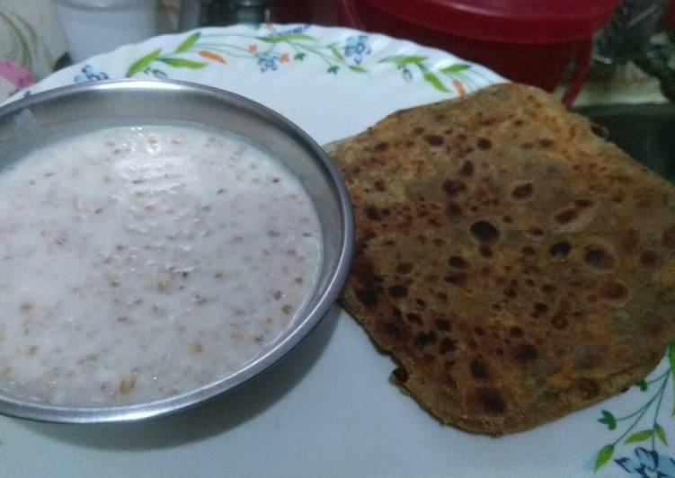 Recipe: Delicious Oats daliya with dal parantha