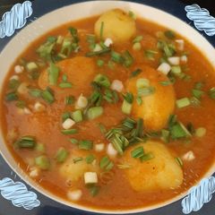 A picture of Steamed Dum Aloo.